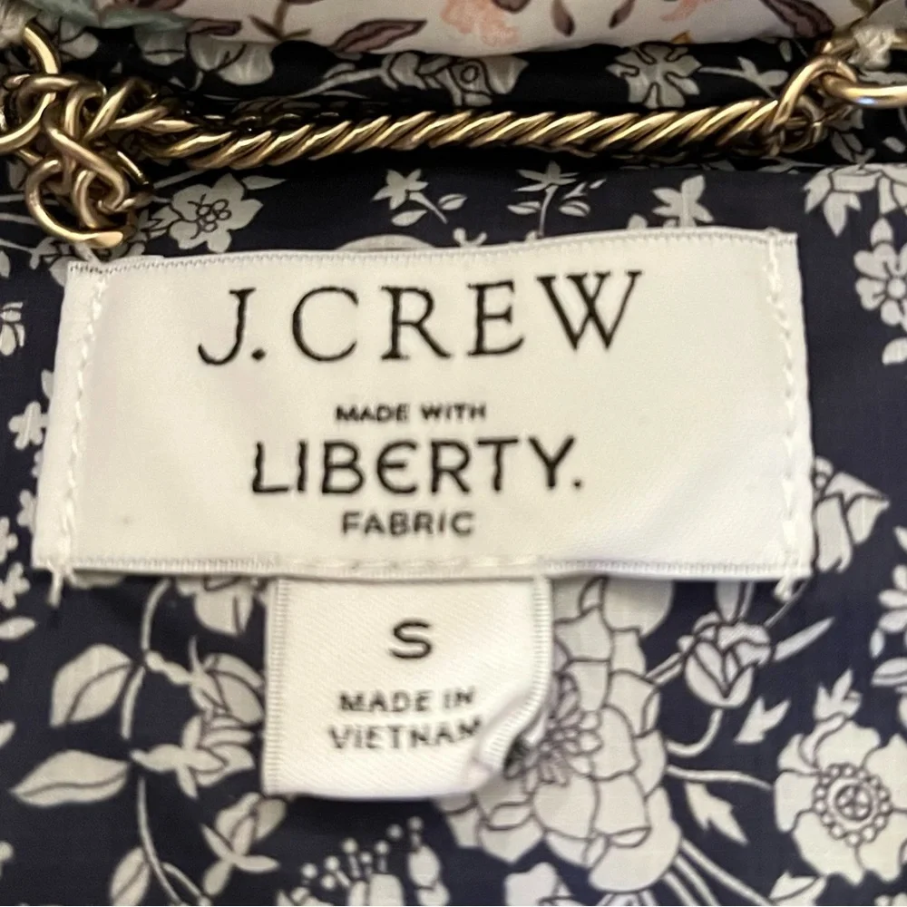 J. Crew Puffer Vest in Liberty Tapestry Floral with Primaloft  S - Picture 9 of 11
